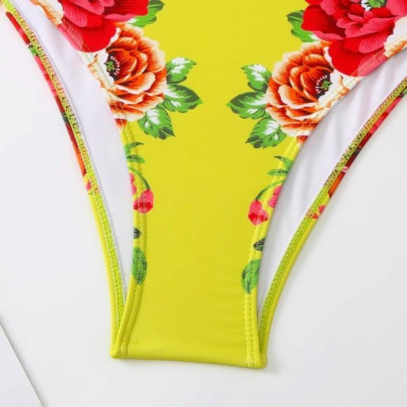 Callie Chartreuse: Red Peony Floral Print Ruffle Cap Sleeve Retro Swimsuit - Picture 14 of 17